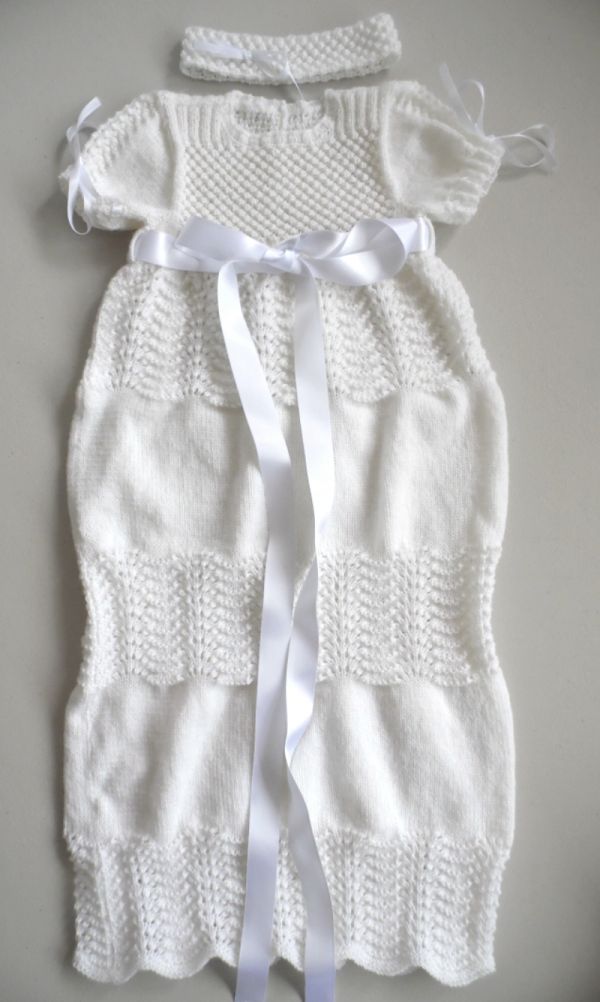 Robe de bapteme b�b� tricot laine fait main
