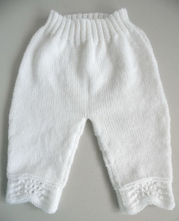 Pantalon blanc b�b� tricot laine