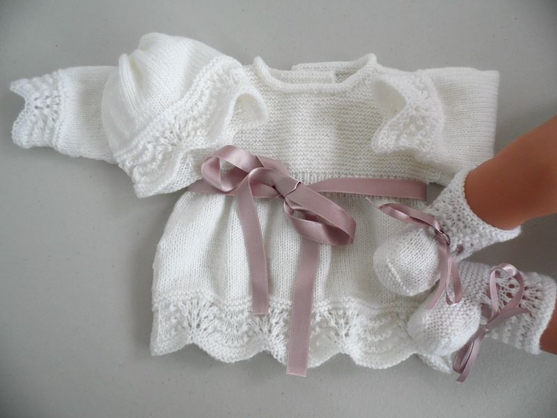 Trousseau brassi�re b�b� tricot laine