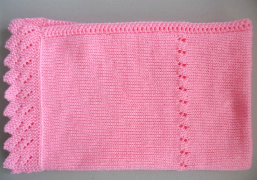 Couverture rose tricot laine b�b� fait main